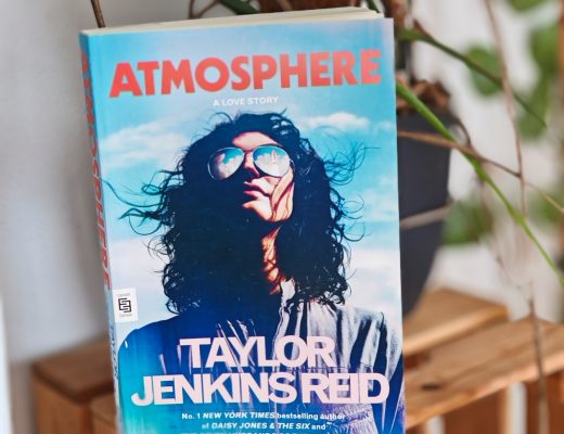 Review Atmosphere by Taylor Jenkins Reid