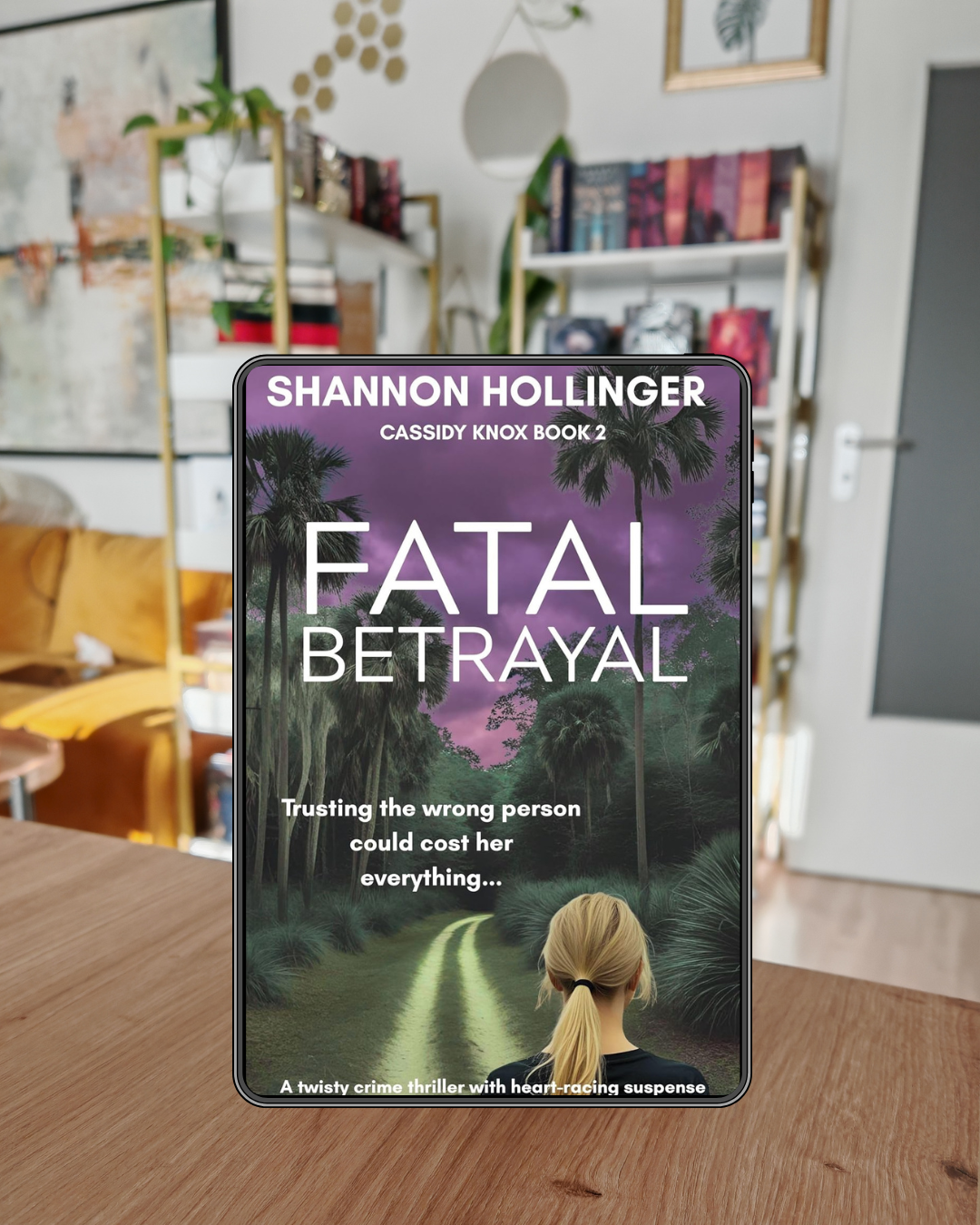 Review Fatal Betrayal by Shannon Hollinger