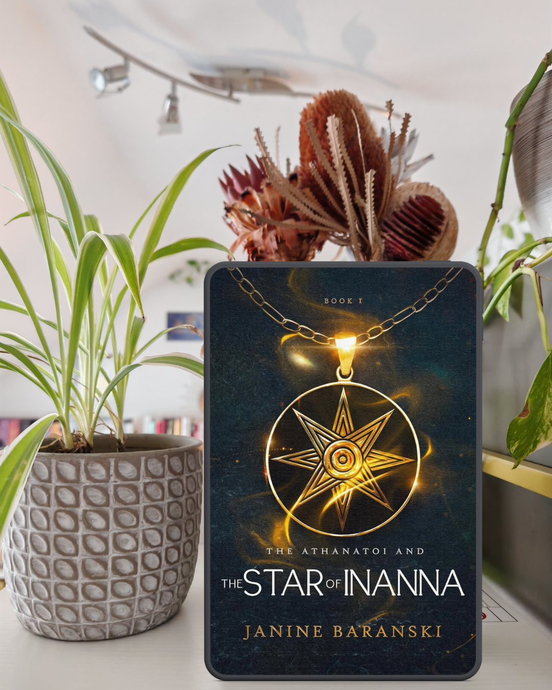 Review The Athanatoi and the Star of Inanna by Janine Baransky+