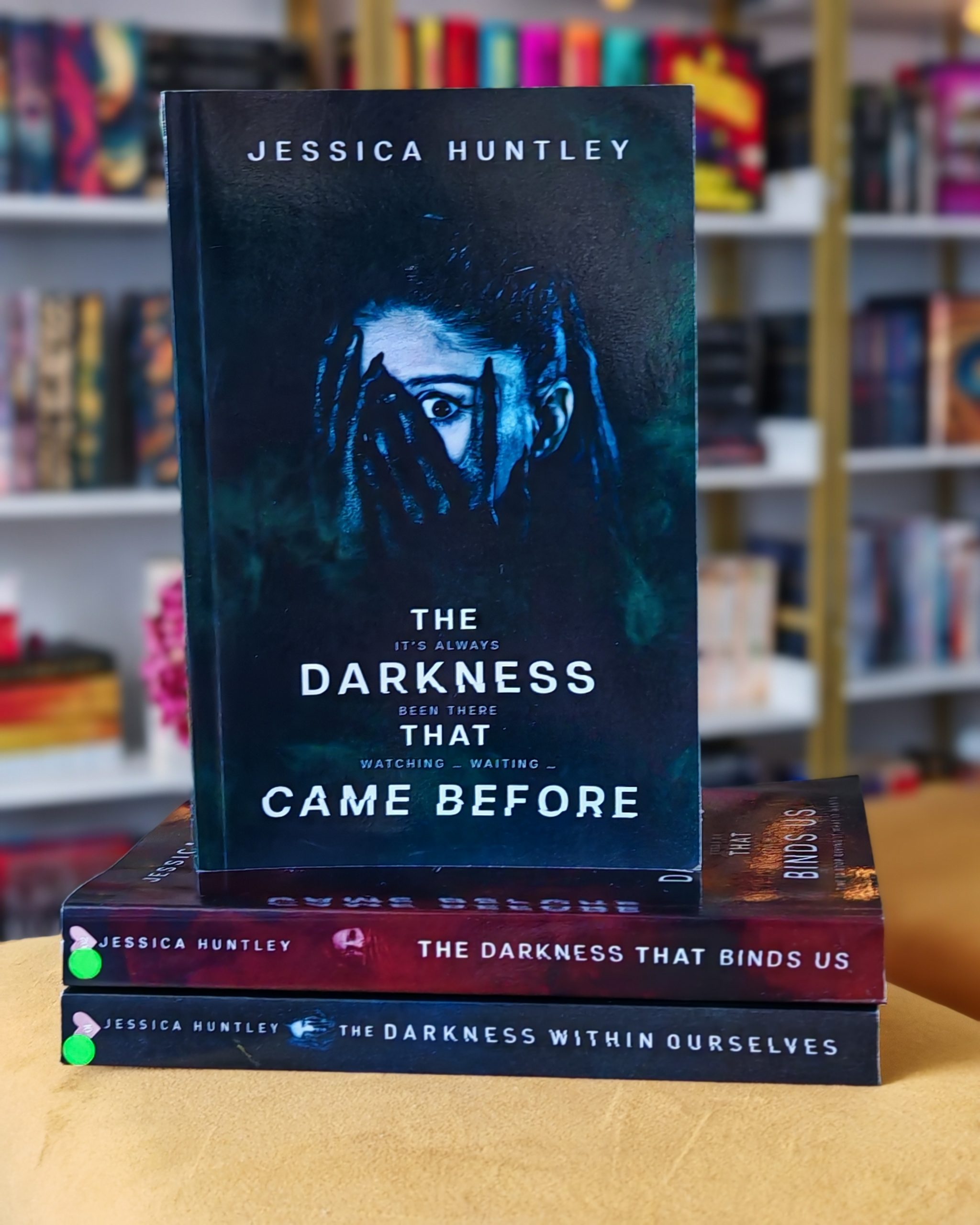 Review The Darkness That Came Before by Jessica Huntley